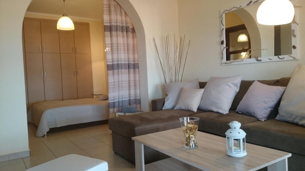 Ferienapartment At Ouranoupolis דירה אואוראנואופולי